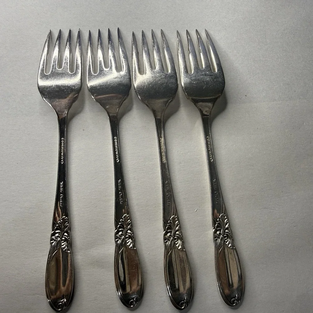 Oneida Community Silverplate White Orchid Set of 4 Salad Forks Mid Century 50s